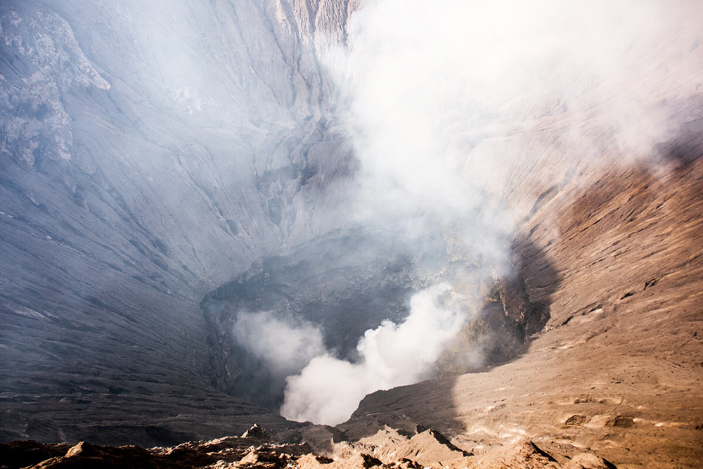 michele catena photography landscape Indonesia Bromo Volcano Crater